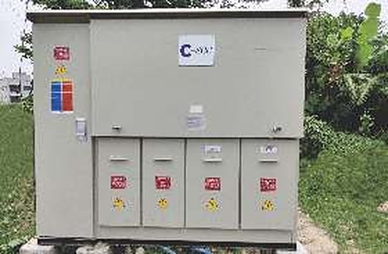 11 kV motorised ring main unit installation