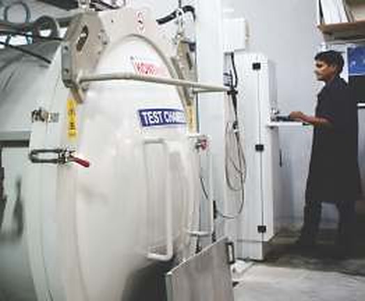 Test chamber used during C-SEC switchgear verification